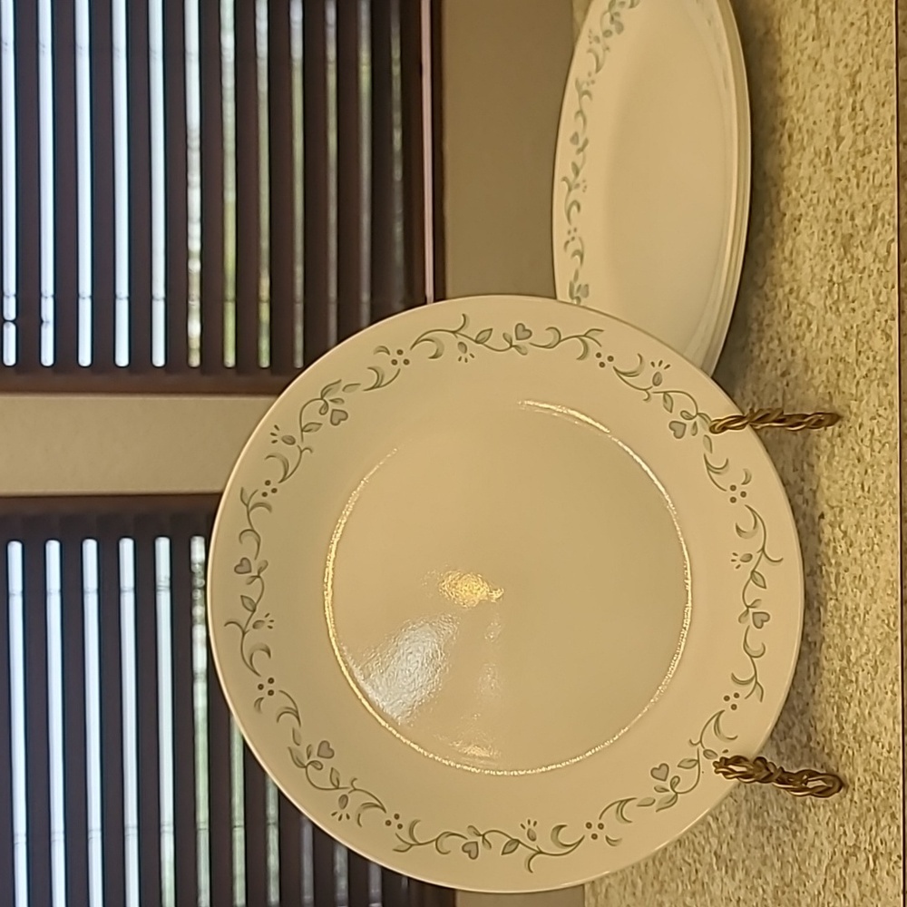 Corelli by Corning 10 in dinner plate Made in the USA Set of 4